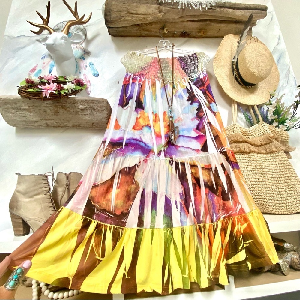 Enchanting EDIN strapless boho dress w abstract floral pattern beach vibe